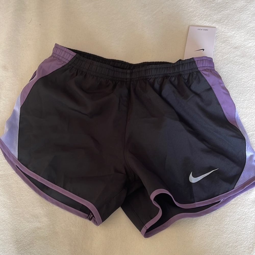 Nike womens running shorts nwt